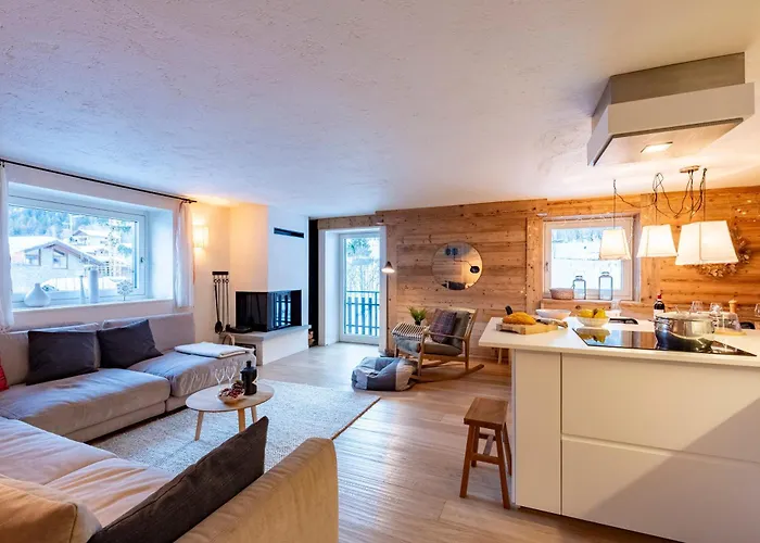 Apartment Casa Giardini In Dolonne - Happy Courmayeur